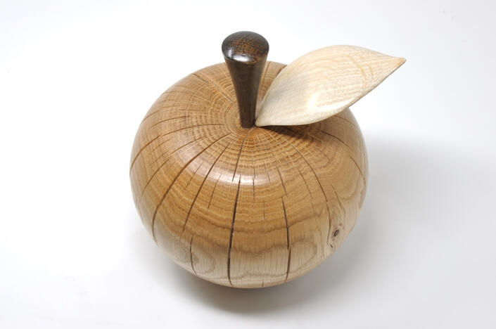 Oak (stained, bleached)