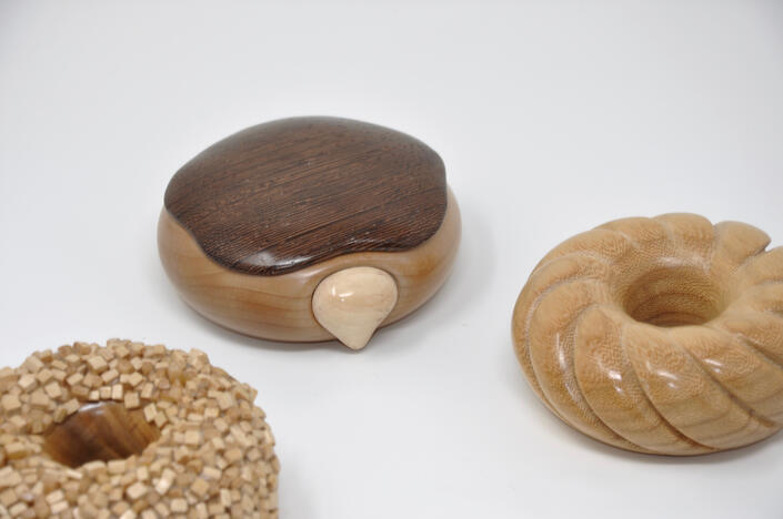 Boston creme (alder, wenge and maple)